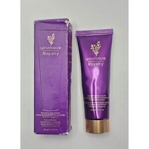Younique Royalty Renewing Day Cream Broad Spectrum SPF 20 sunscreen 1.7 oz NEW